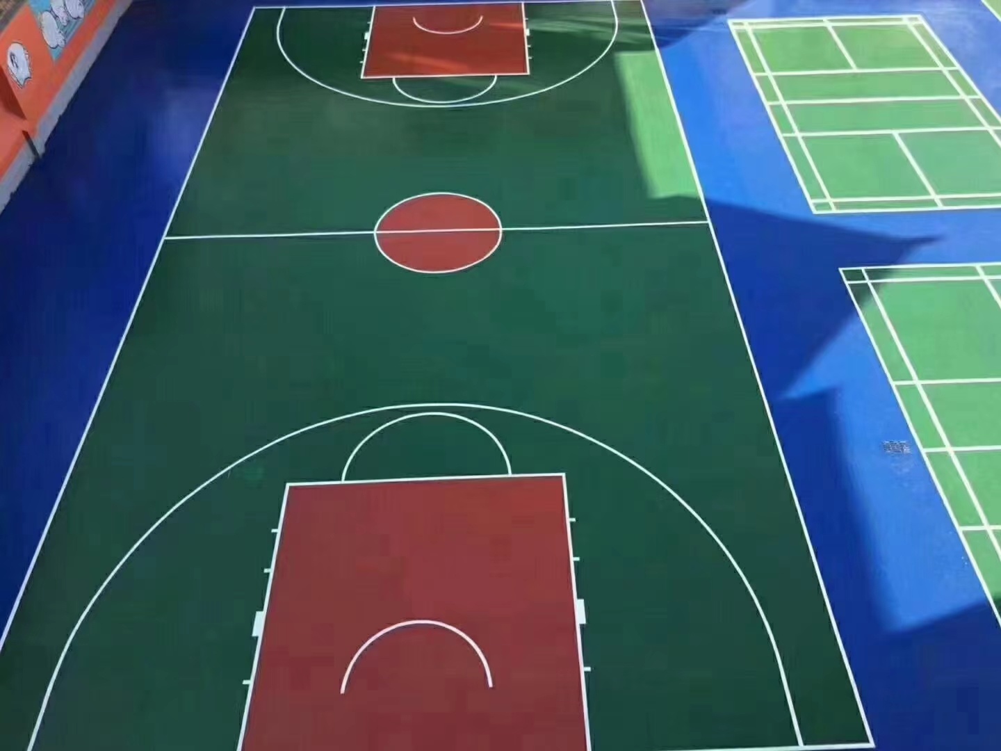 昆明专业室内篮球场运动地胶，商用耐磨羽毛球乒乓球场pvc塑胶地板地垫，运动地板，曼纳奇PVC运动地板示例图12