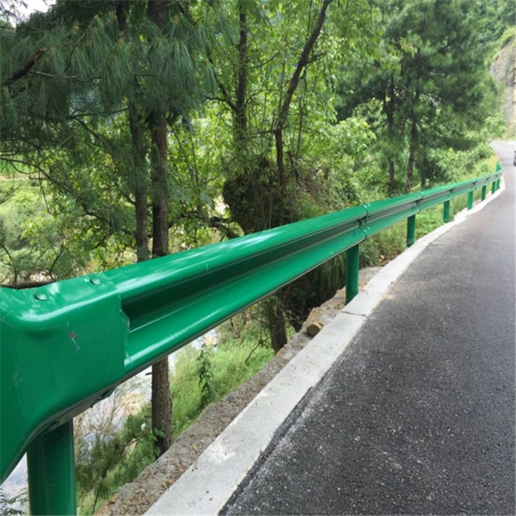 贵州sdt 安全护栏  防撞波形护栏   道路波形护栏 可定制