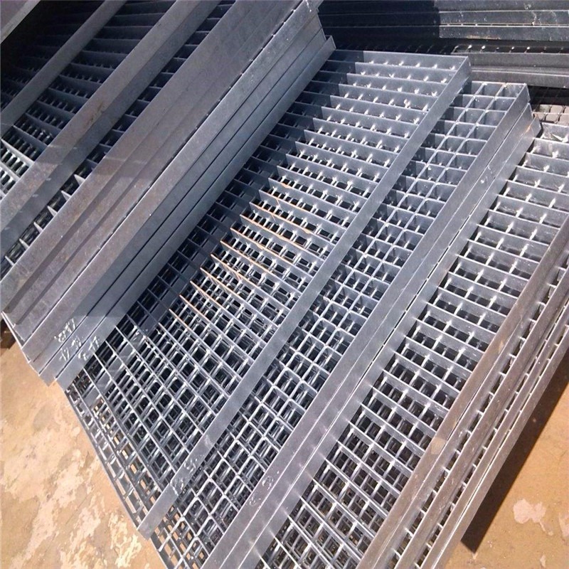 定制热镀锌钢格板 重型下水道板楼梯踏步板 电厂沟盖板钢格栅加工峰尚安图片