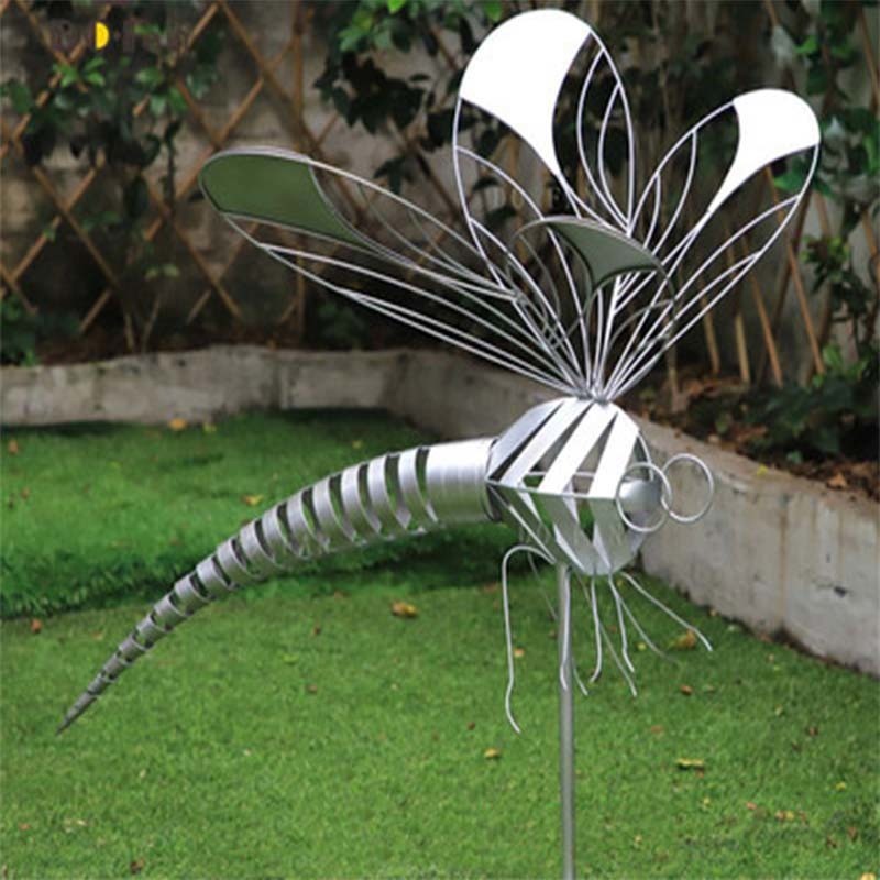 蜻蜓不锈钢雕塑 铁艺锻造摆件 昆虫摆件 园林景观小品摆件