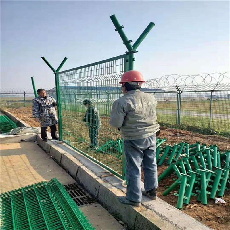 铝包钢机场勾花网围栏-铝包钢隔离网围栏-铝包钢钢筋网