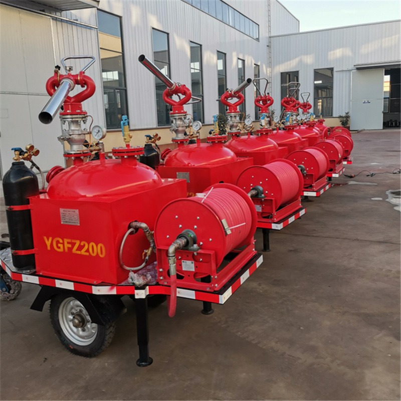 规格齐全干粉灭火装置     YGFZ1000移动式干粉灭火装置图片