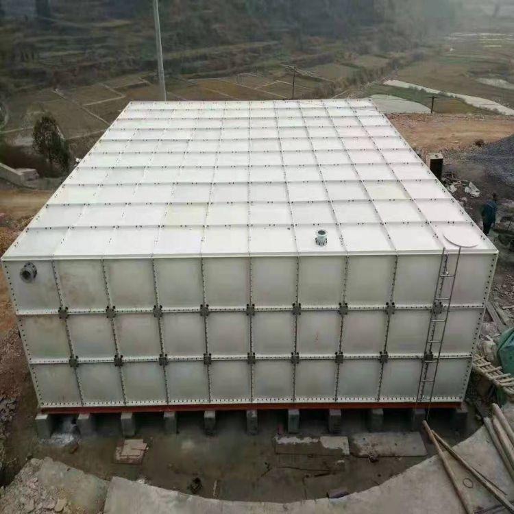 霈凯镀锌封闭水箱生产50立方焊接式屋顶用贮存水箱