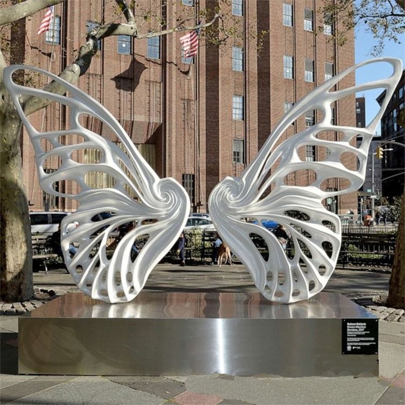不锈钢雕塑 蝴蝶雕塑 镜面镂空蝴蝶摆件 公园广场景观装饰摆件