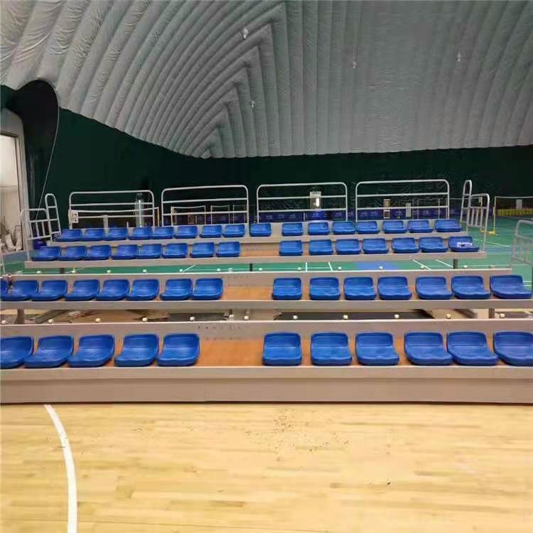 篮球场专用伸缩看台生产厂家 可移动式电动伸缩看台 体育馆观众看台价格