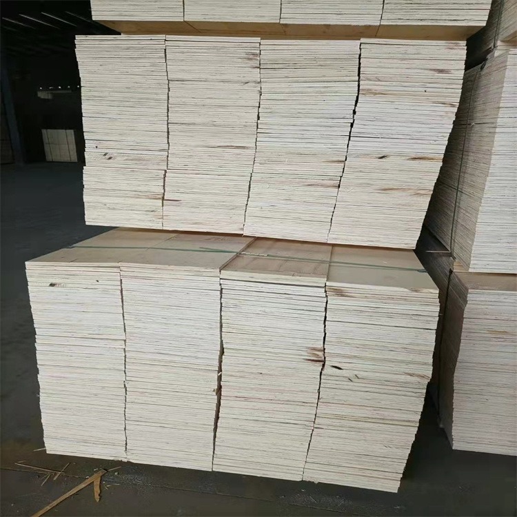 出口机械包装板材LVL单板层积材 免熏蒸杨木木方 多层板 顺向板